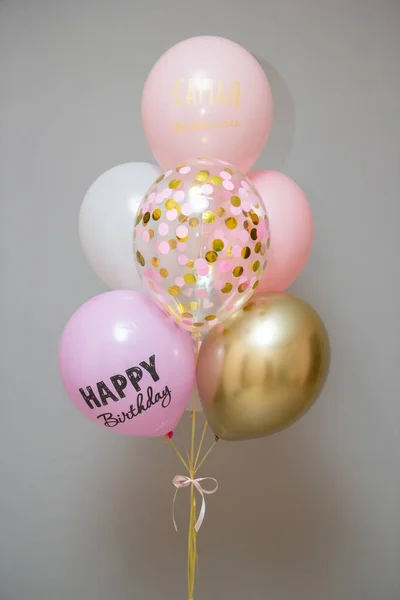Zestaw Różowych Balonów Urodzinowych Napis Balonie Najbardziej Niesamowite — Zdjęcie stockowe