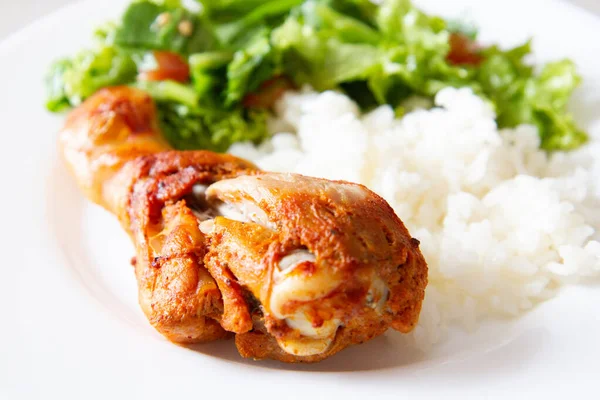 Food White Plate Chicken Leg Rice Salad — Fotografia de Stock