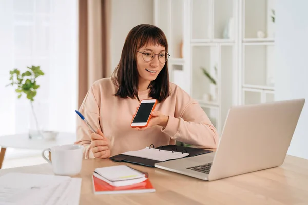Beautiful Young Woman Work Remotely Home Office Recording Voice Message — Stockfoto