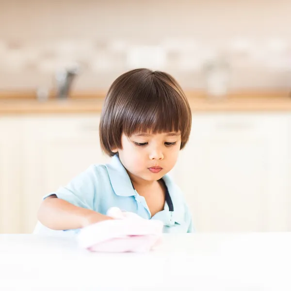 Child Cleaning — Stock Photo, Image