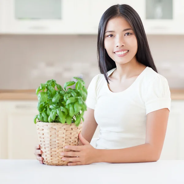 Woman and Plant — Stock Photo, Image