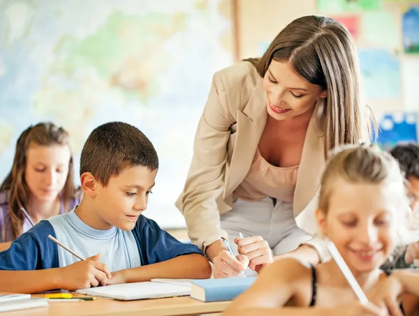 Leraar en studenten — Stockfoto