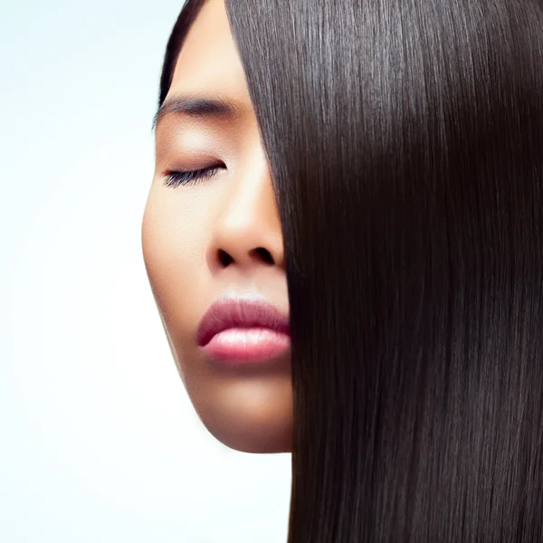 Cabelo reto perfeito — Fotografia de Stock