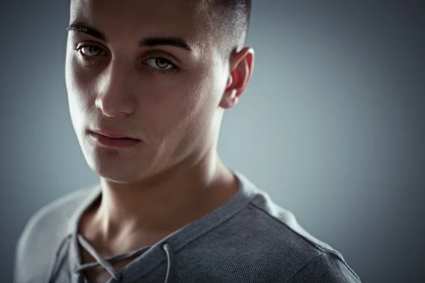 Serious Young Man's Portrait — Stock Photo, Image