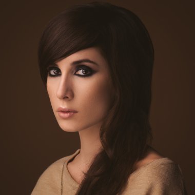 güzel bir kadın portresi Studio