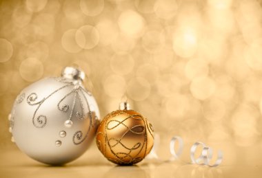 altın noel süsler
