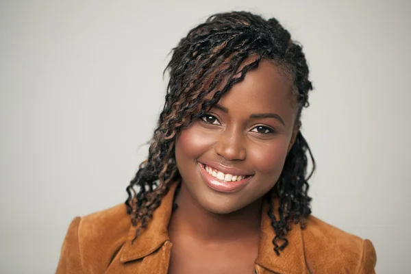 Smiling African Teenage Girl — Stock Photo, Image