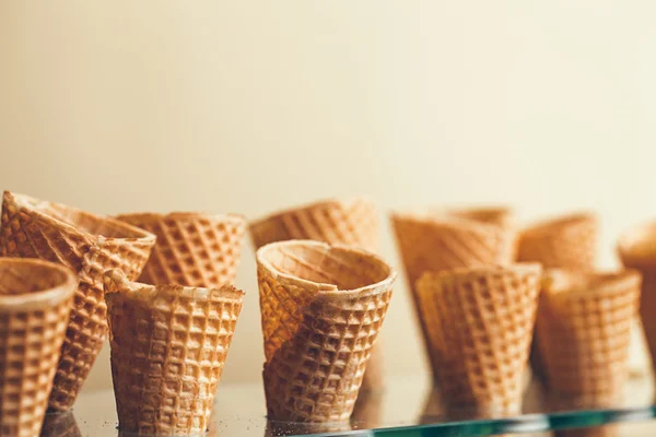 Cones de gelado vazios — Fotografia de Stock