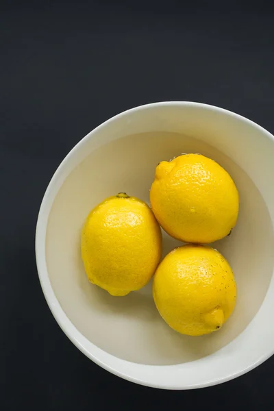 Lemons in a Bowl — Stock Photo, Image