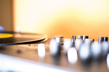 dj pikap