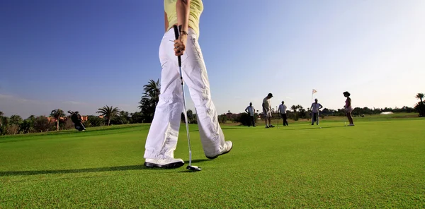 Golfer on a golf course in Marrakech — Stock Photo, Image