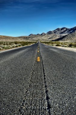 hiçbir yerde karayolu