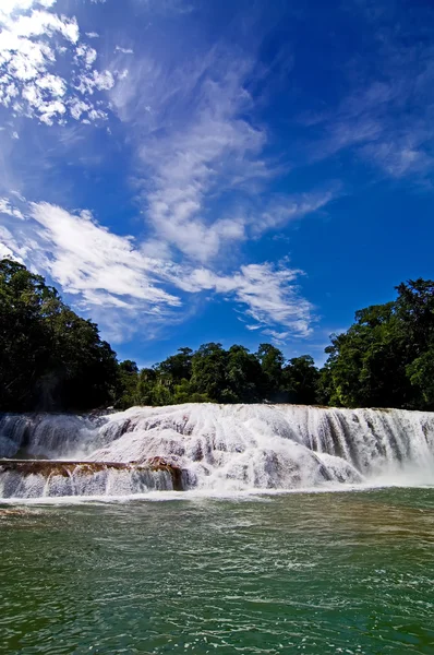 Cachoeira — Fotografia de Stock