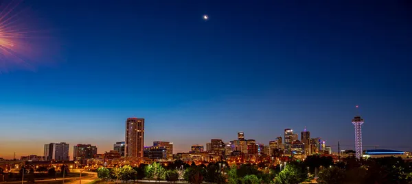 Skyline Van Denver Wolkenkrabbers Nachts — Stockfoto
