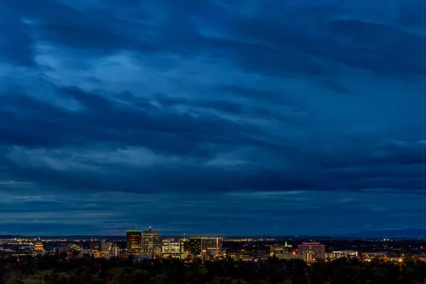 Céu Noturno Acima Boise Com Horizonte Iluminado — Fotografia de Stock