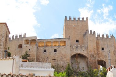 Almera, Endülüs 'teki Vlez-Rubio Ortaçağ Şatosu