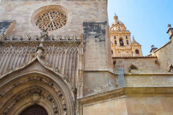 Spectacular Gothic Facade Murcia Cathedral Sculptures Pointed Arch Rose Window — 图库照片