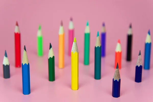Colored Pencils Pink Background — Stockfoto