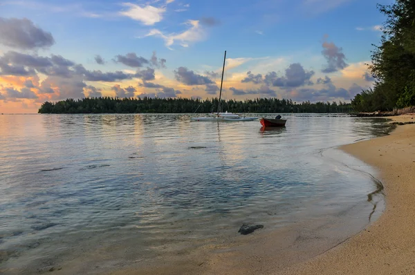 Západ slunce v moorea — Stock fotografie