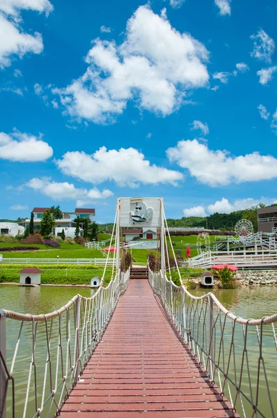 Wood bridge over Canal in the Park, Thailand — Stock Photo, Image