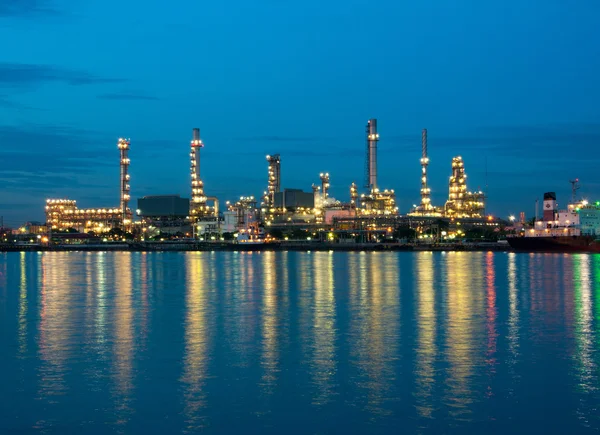 Oil refinery factory at night in Thailand Royalty Free Stock Images