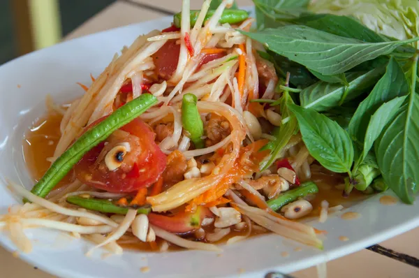 Thajské jídlo papájový salát — Stock fotografie
