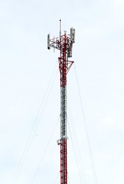 hücre kule ve radyo anteni