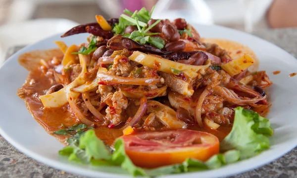 Smažené vepřové maso s chilli pasta, thajské jídlo — Stock fotografie