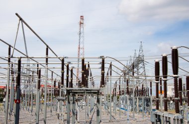 Elektrik yapmak için güç istasyonu