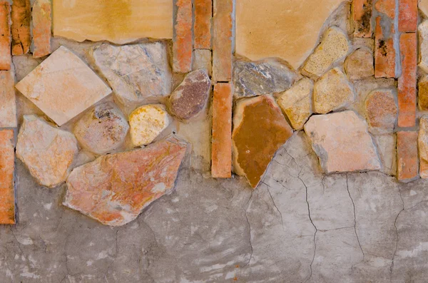 Paredes de piedra enlucidas con cemento . — Foto de Stock