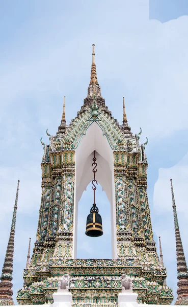 Pagoda del templo de Wat Pho en Bangkok, Tailandia . — Foto de Stock