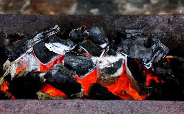 geleneksel yemek pişirmek için ocağı kil
