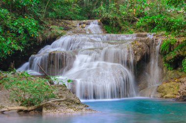 erawan şelale Milli Parkı, derin orman şelale,