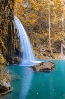 erawan şelale Milli Parkı, derin orman şelale,