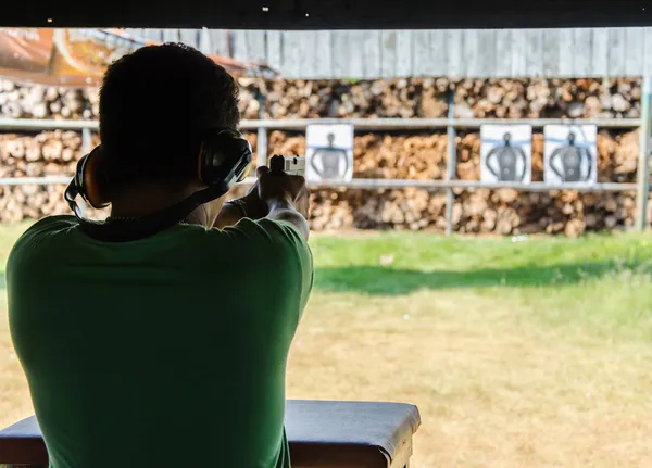 Outdoor gun shooting of target range — Stock Photo, Image