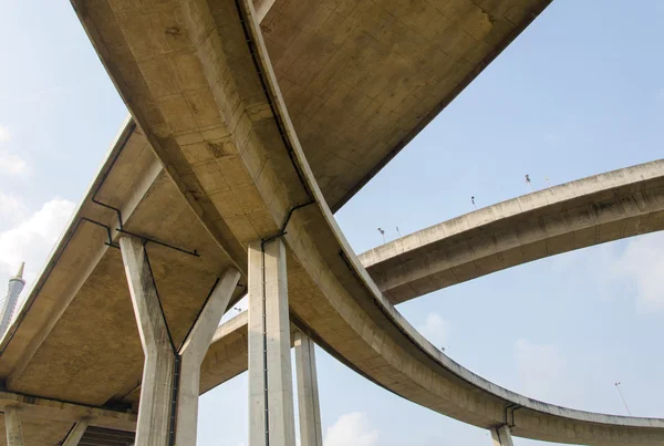 Gran carretera de cruce sobre la cabeza — Foto de Stock