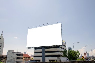 city view geçmişi olan yolda büyük boş Pano