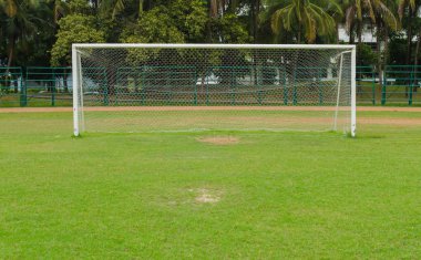 boş alan bir park sonunda futbol gol