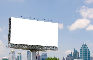 city view geçmişi olan yolda büyük boş Pano