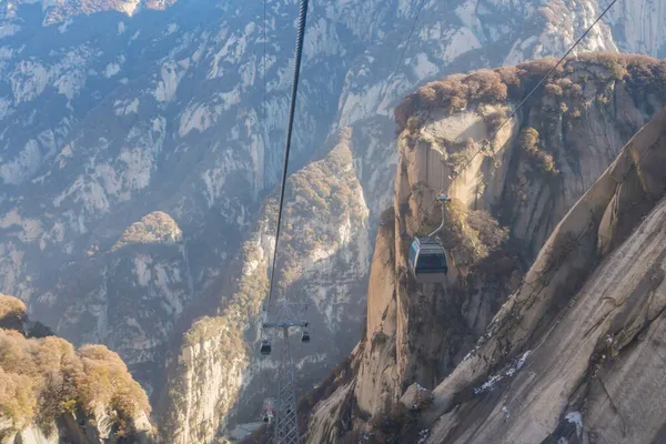 通往中国华山 的缆车路线 陕西西安 圣山之一 — 图库照片