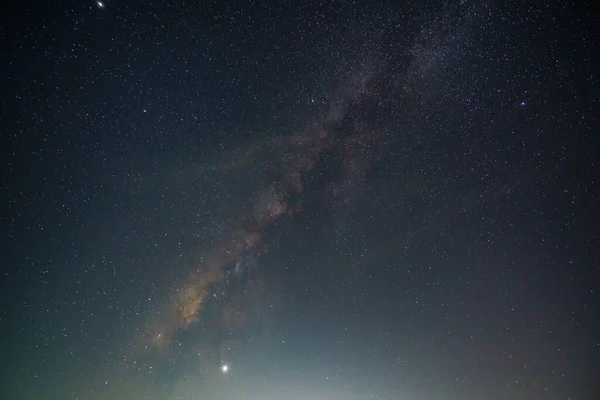全景全景拍摄银河银河的宇宙 星空背景为夜空 — 图库照片