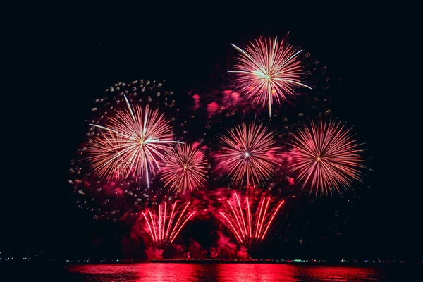 Buntes Feuerwerk Verschiedenen Farben Der Nacht Mit Fest Und Jubiläumskonzept — Stockfoto