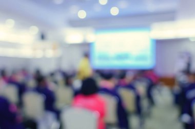 İş Bulanık Konferansı ve Konferans Salonunda Sunum.