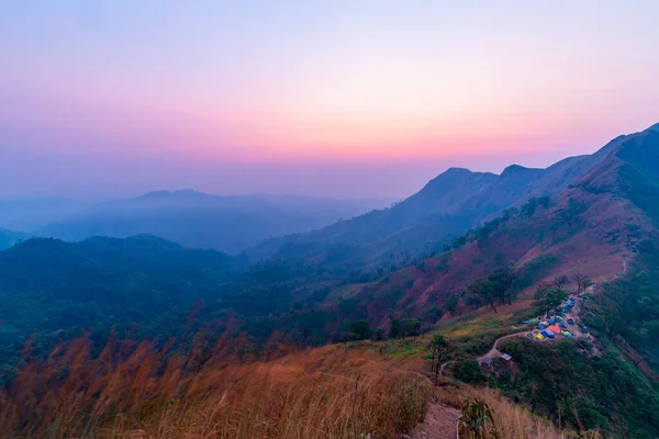 Piękny Krajobraz Górach Khao Chang Puak Góry Tajlandii — Zdjęcie stockowe