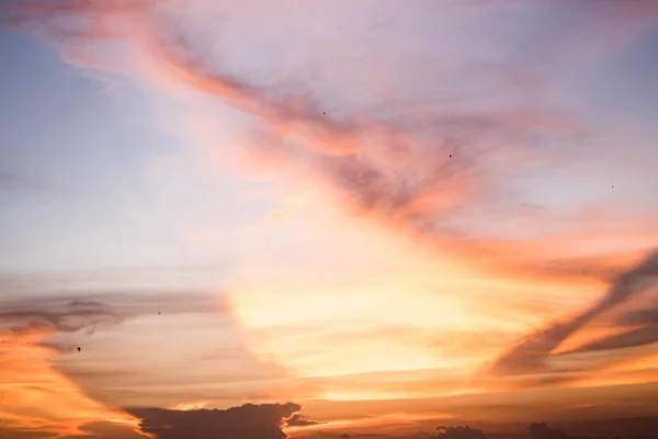 Красивое Небо Заката Над Облаками Оранжевое Небо Заката Прекрасное Небо — стоковое фото