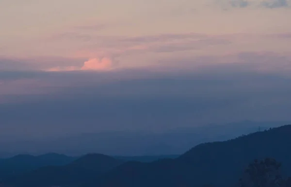 Panorama Paisagem Montanha Paisagem Noite Pôr Sol Natureza Fundo — Fotografia de Stock