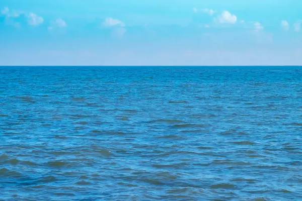 Blue Sea Ocean Blue Sky Fluffy White Cloud Seascape Nature — Stock Photo, Image