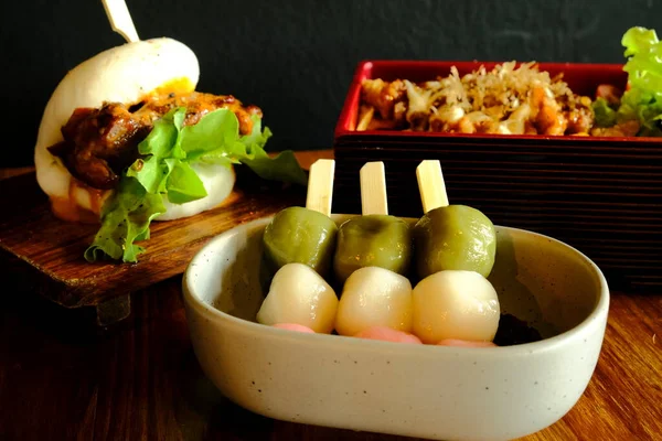 Колір Данго Керамічній Мисці Японська Кухня — стокове фото