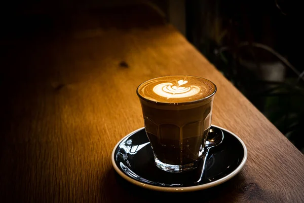 Une Tasse Café Latte Vue Dessus Avec Mousse Forme Feuille — Photo