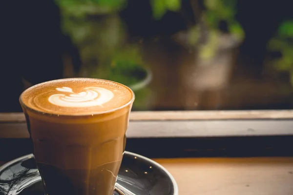 Une Tasse Café Latte Vue Dessus Avec Mousse Forme Feuille — Photo
